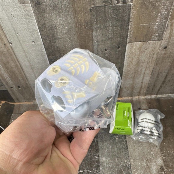 Burger King Trick or Treat I-Dog and I-Turtle Toys Open Box, but sealed in Bags - Picture 8 of 13